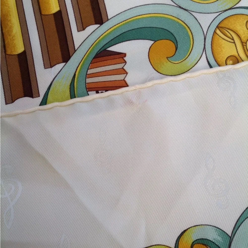 Hermès Scarf Orgauphone et Autres Mecaniques Silk